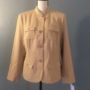 Top Hat New York women’s jacket.